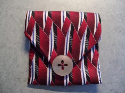 change pocket out of tie