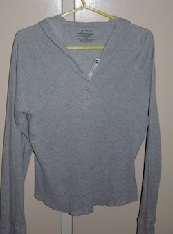 gray shirt